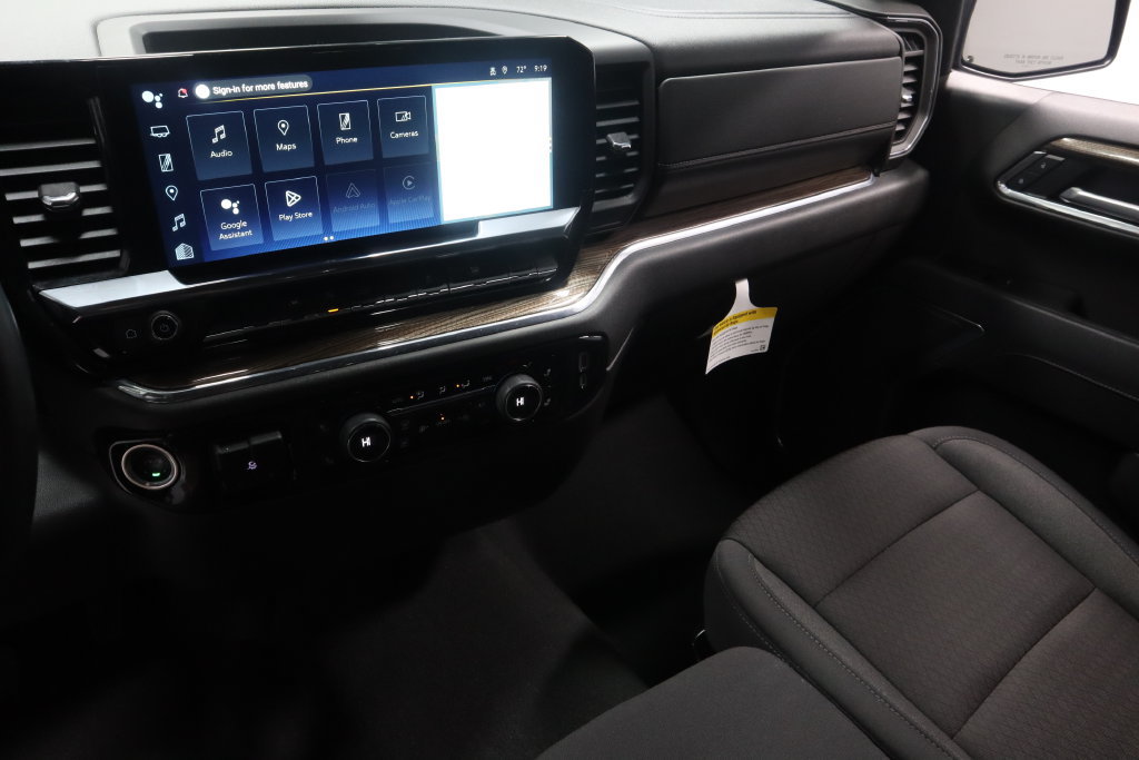 Used 2025 Chevrolet Silverado 1500 LT AWD/4WD image 24