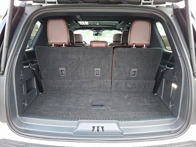 Certified 2024 Ford Expedition Limited image 32