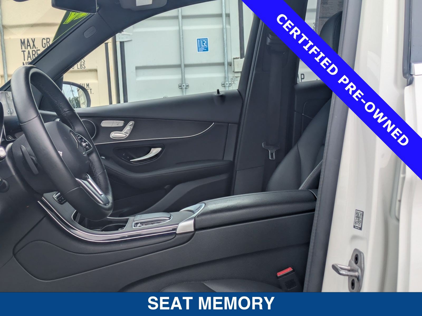 Used 2021 Mercedes-Benz GLC 300 4MATIC image 22