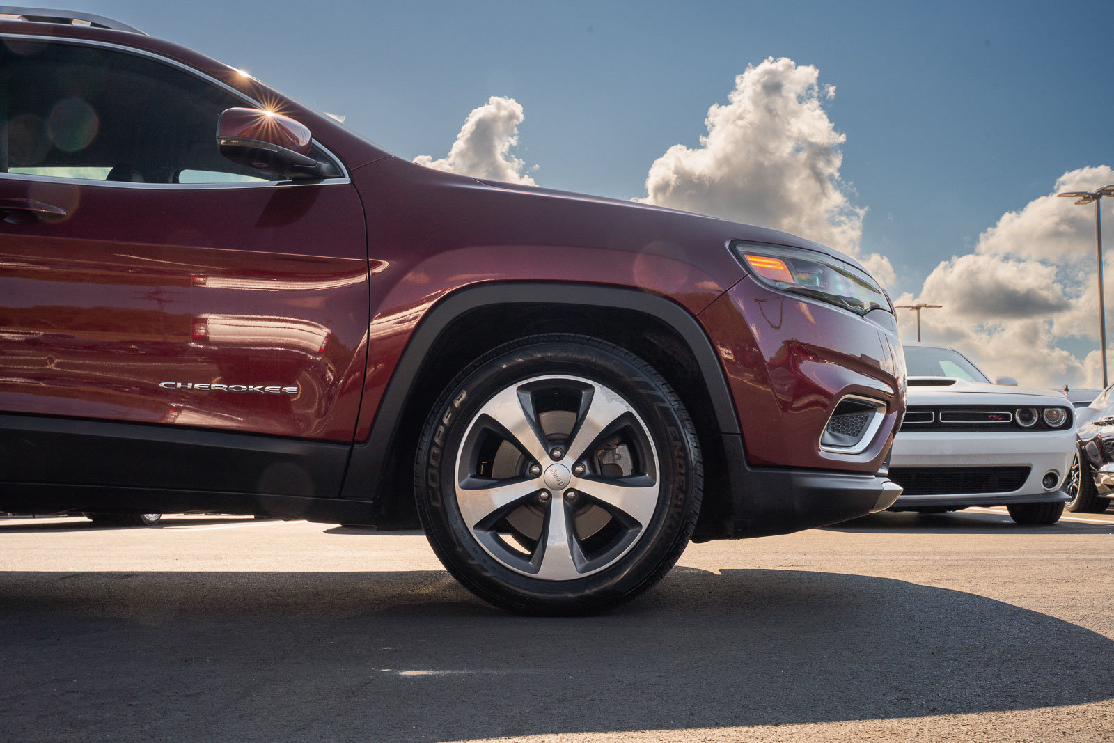 Used 2020 Jeep Cherokee Limited FWD image 10