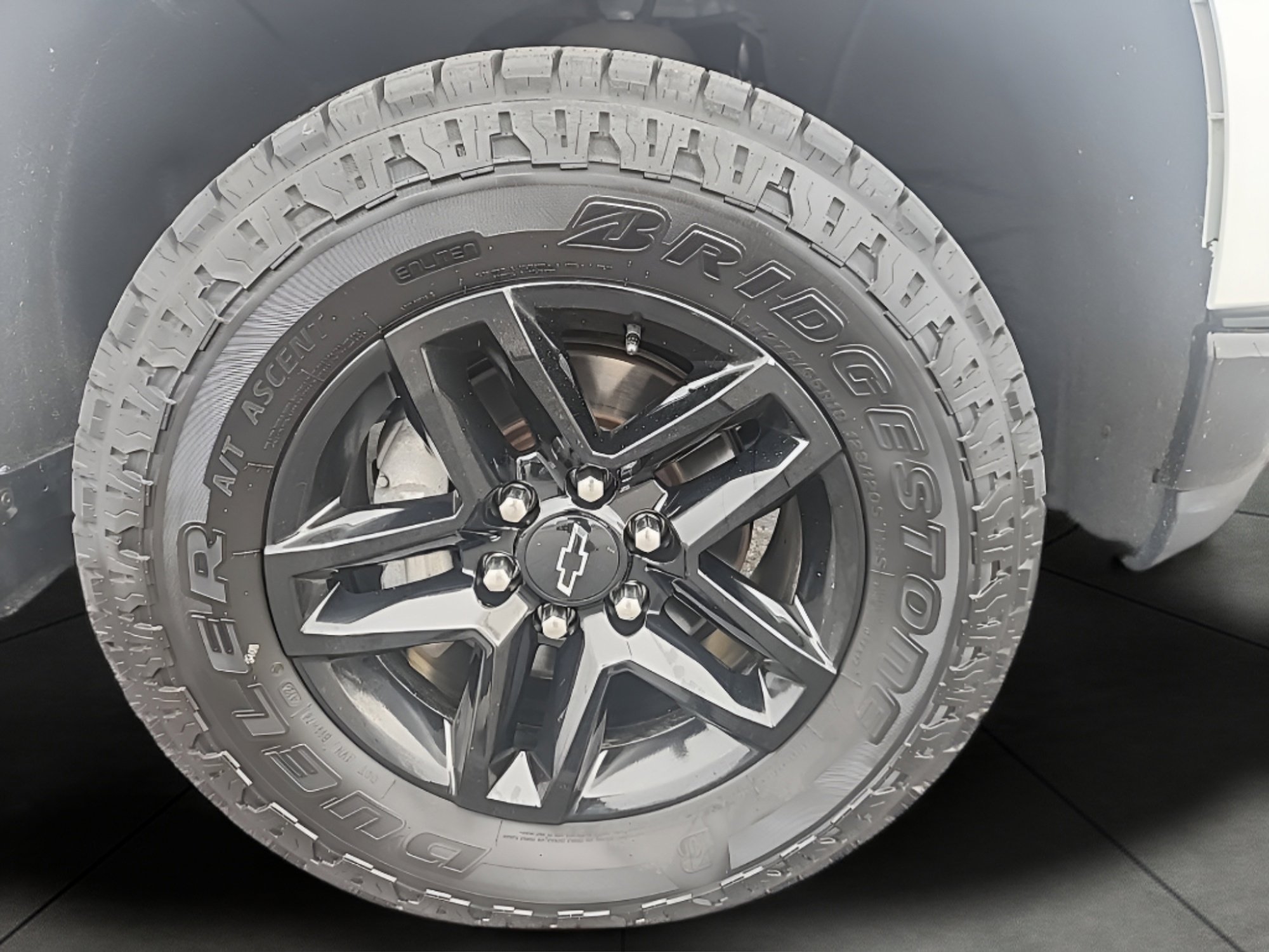 Used 2020 Chevrolet Silverado 1500 LT Trail Boss image 5