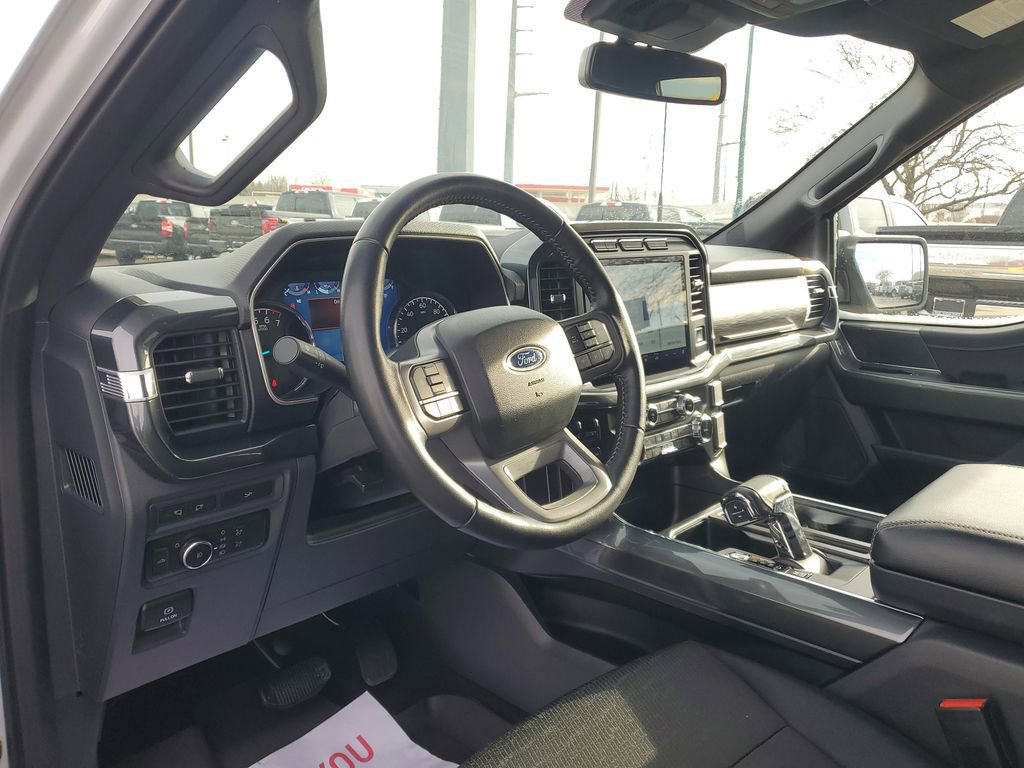 Certified 2022 Ford F150 XLT w/ Equipment Group 302A High image 16