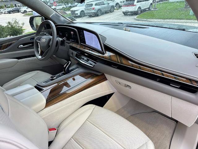 Used 2023 Cadillac Escalade ESV Sport Platinum image 14