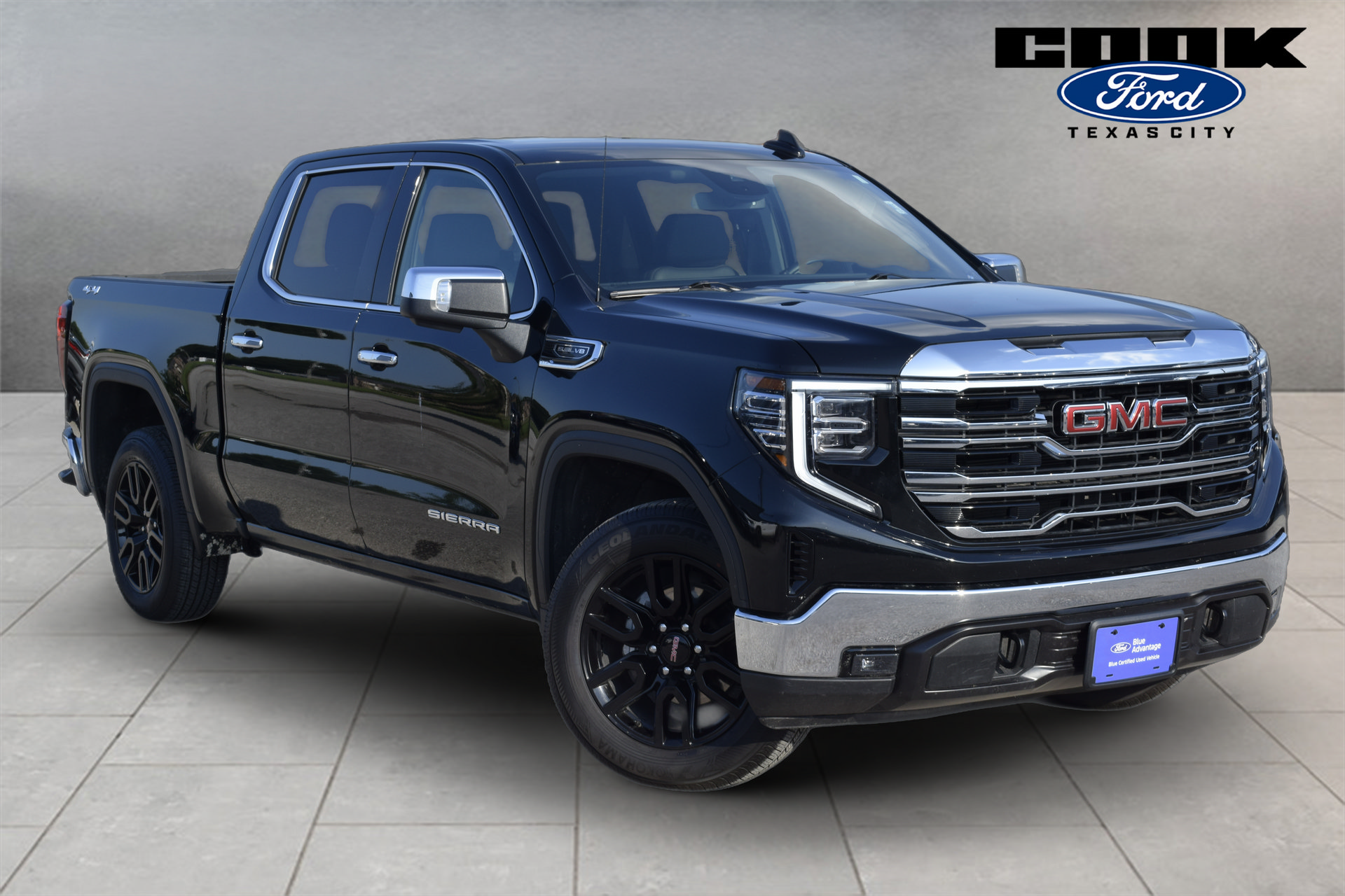 Used 2026 GMC Sierra 1500 SLT AWD/4WD image 2