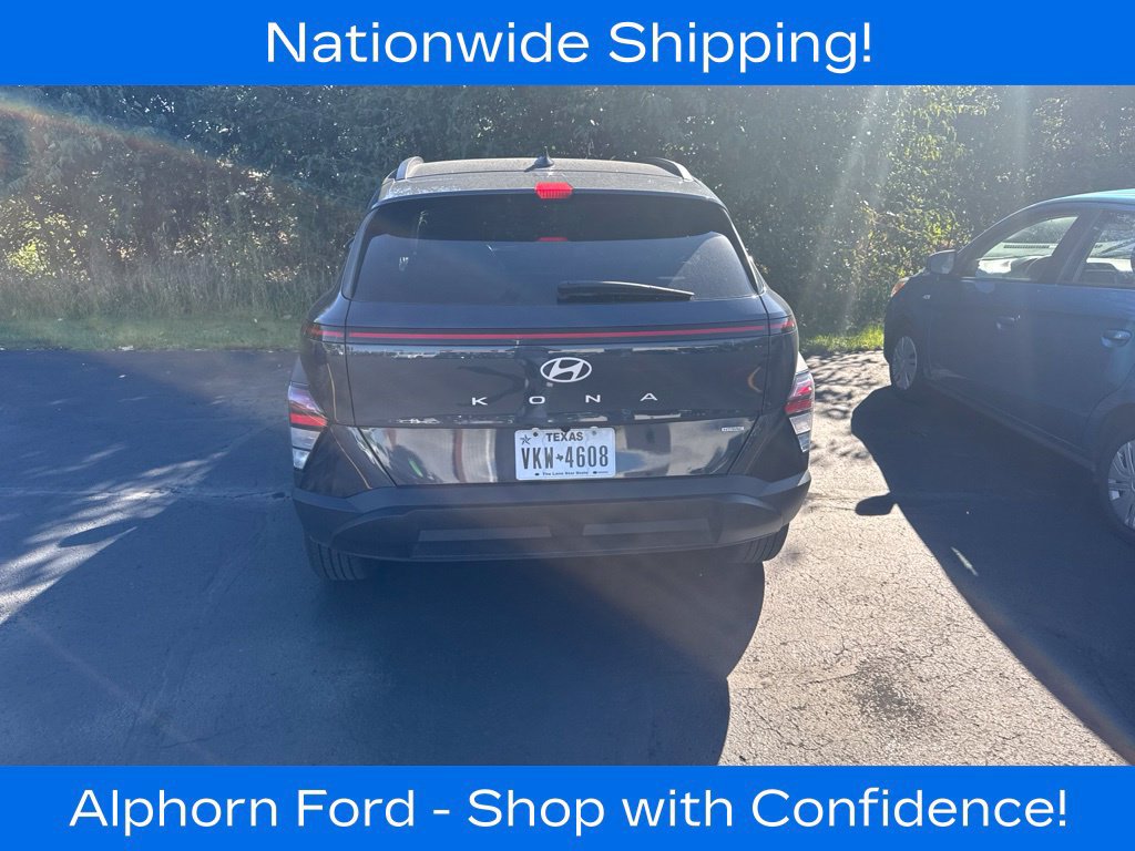 Used 2024 Hyundai Kona SEL AWD/4WD image 5
