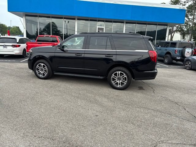 Certified 2025 Ford Expedition Active AWD/4WD image 20