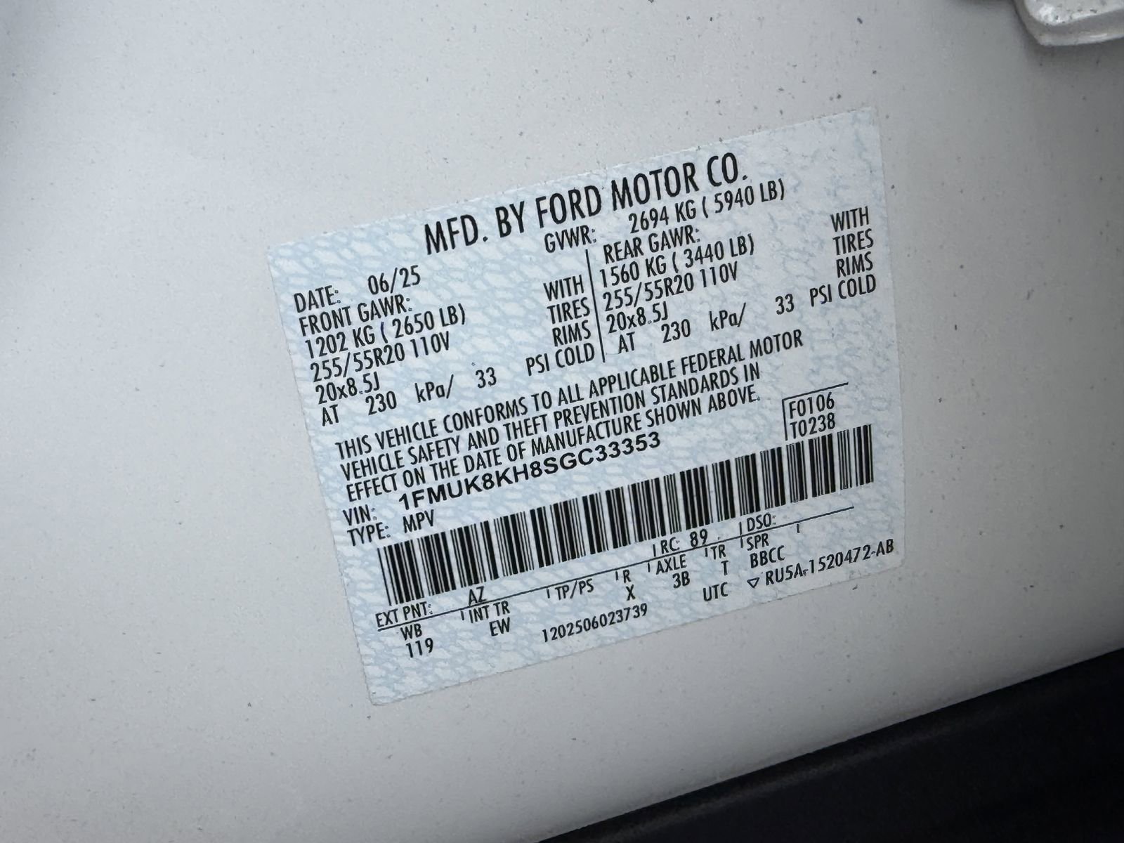 Certified 2025 Ford Explorer ST-Line AWD/4WD image 35