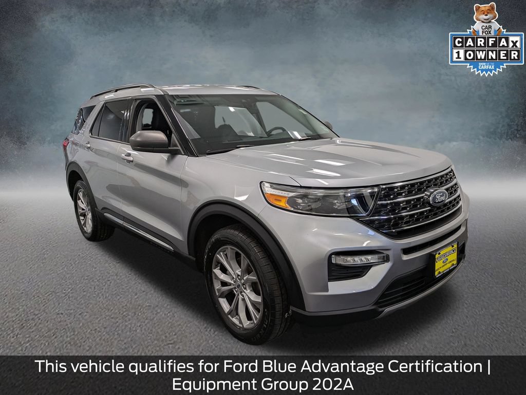 Certified 2023 Ford Explorer XLT w/ Equipment Group 202A AWD/4WD image 3