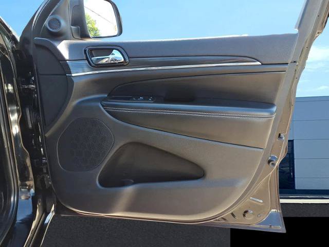 Used 2021 Jeep Grand Cherokee Limited w/ Quick Order Package 28K 80th AWD/4WD image 13