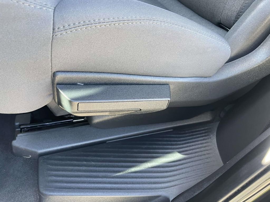 Certified 2025 Ford Expedition Active image 22