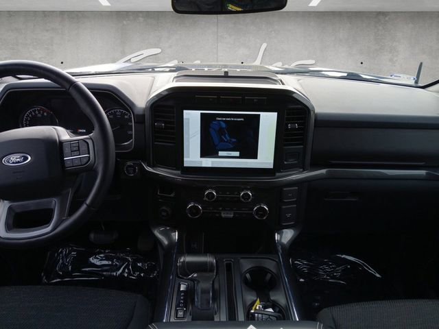 Certified 2022 Ford F150 XLT w/ Equipment Group 302A High image 20