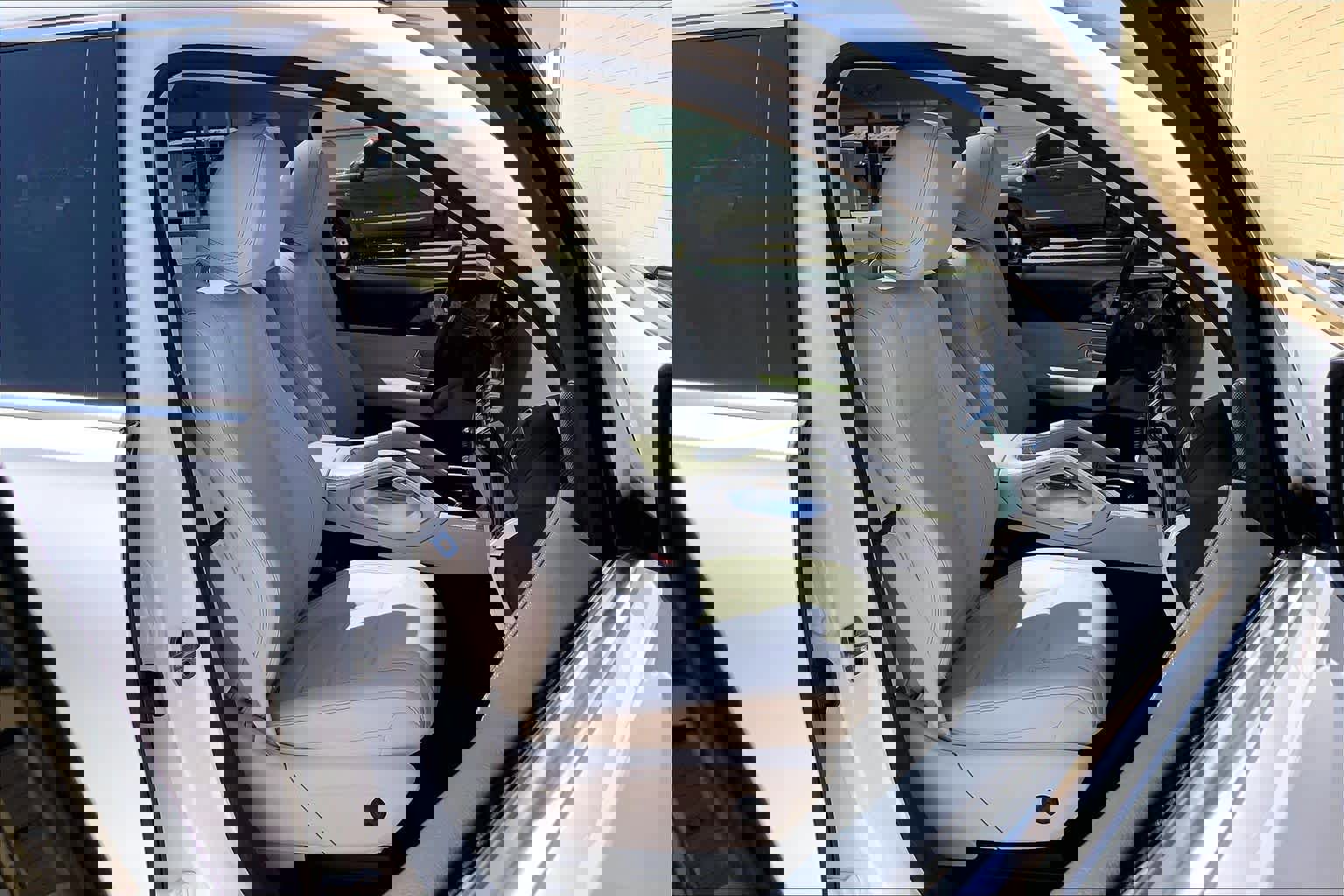 Used 2023 Mercedes-Benz GLS 450 4MATIC image 11