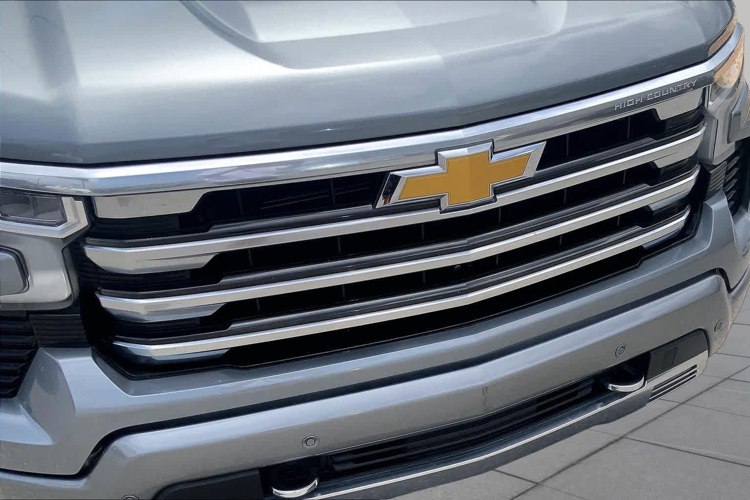Used 2024 Chevrolet Silverado 1500 High Country AWD/4WD image 30