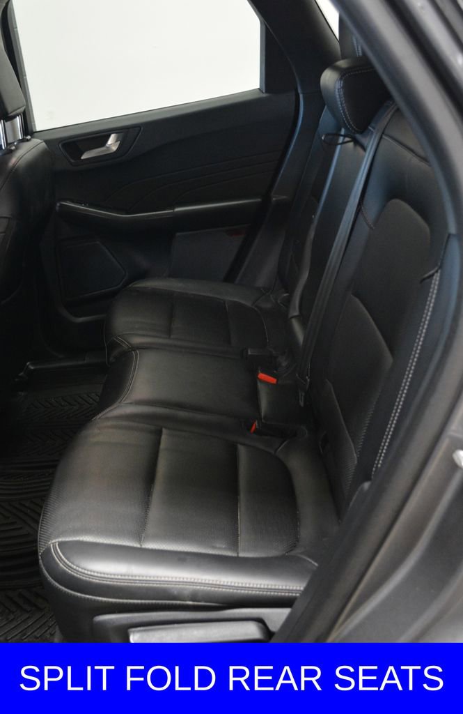 Certified 2021 Ford Escape Titanium AWD/4WD image 13
