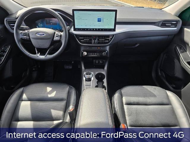 Certified 2025 Ford Escape Platinum AWD/4WD image 10