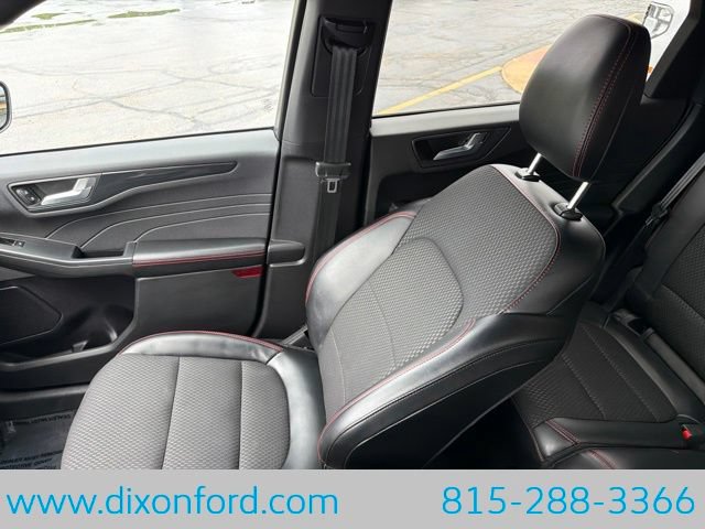 Certified 2023 Ford Escape ST-Line Elite AWD/4WD image 22