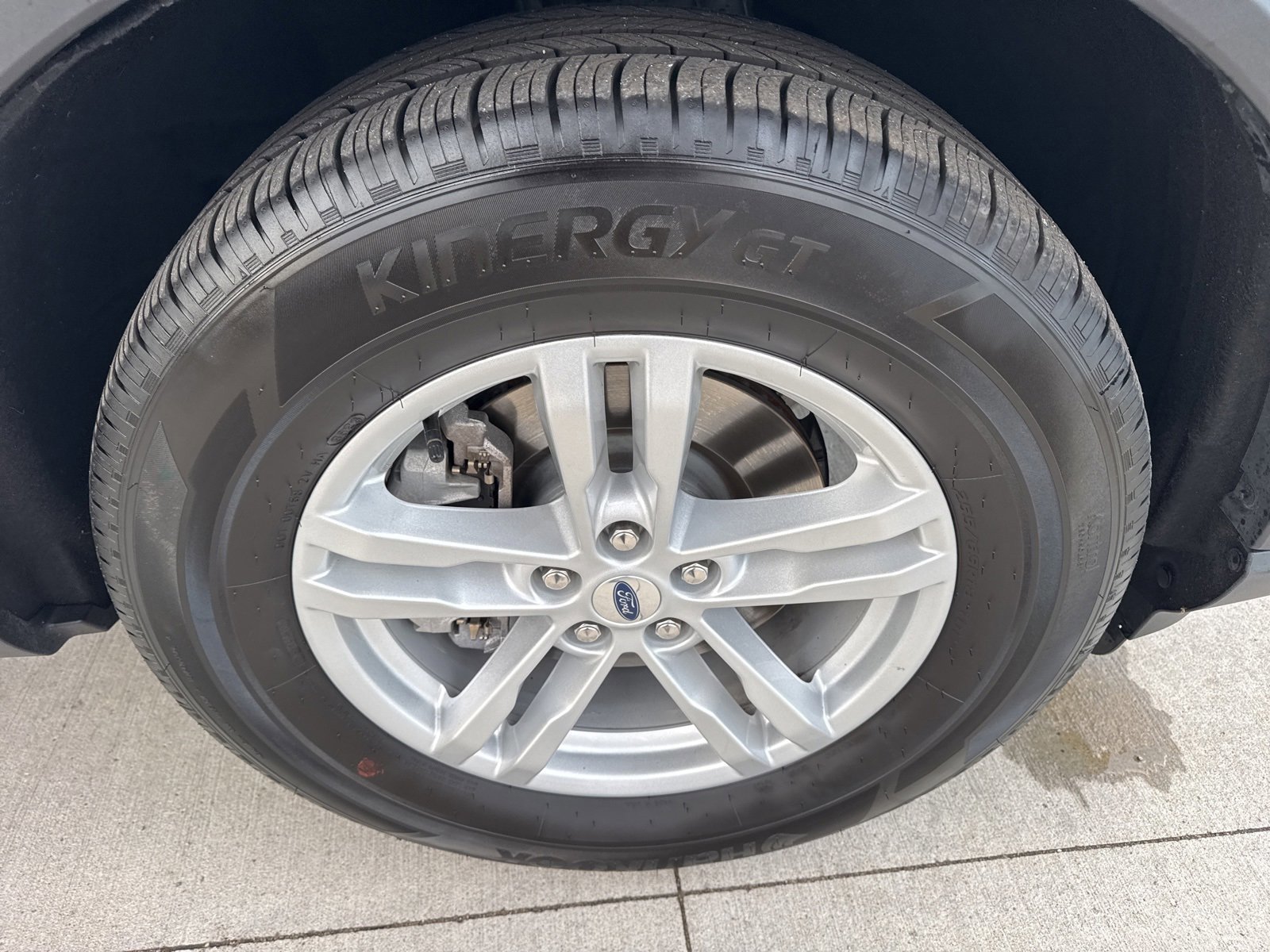 Certified 2023 Ford Explorer XLT w/ Equipment Group 202A image 23