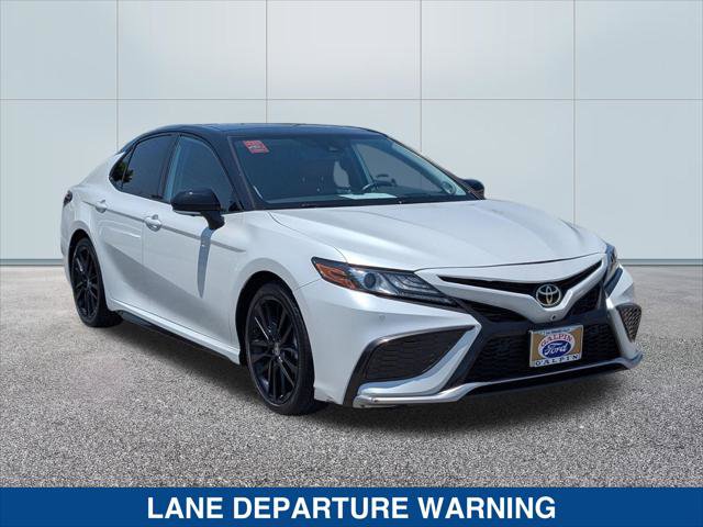 Used 2021 Toyota Camry XSE w/ Navigation Package FWD image 7