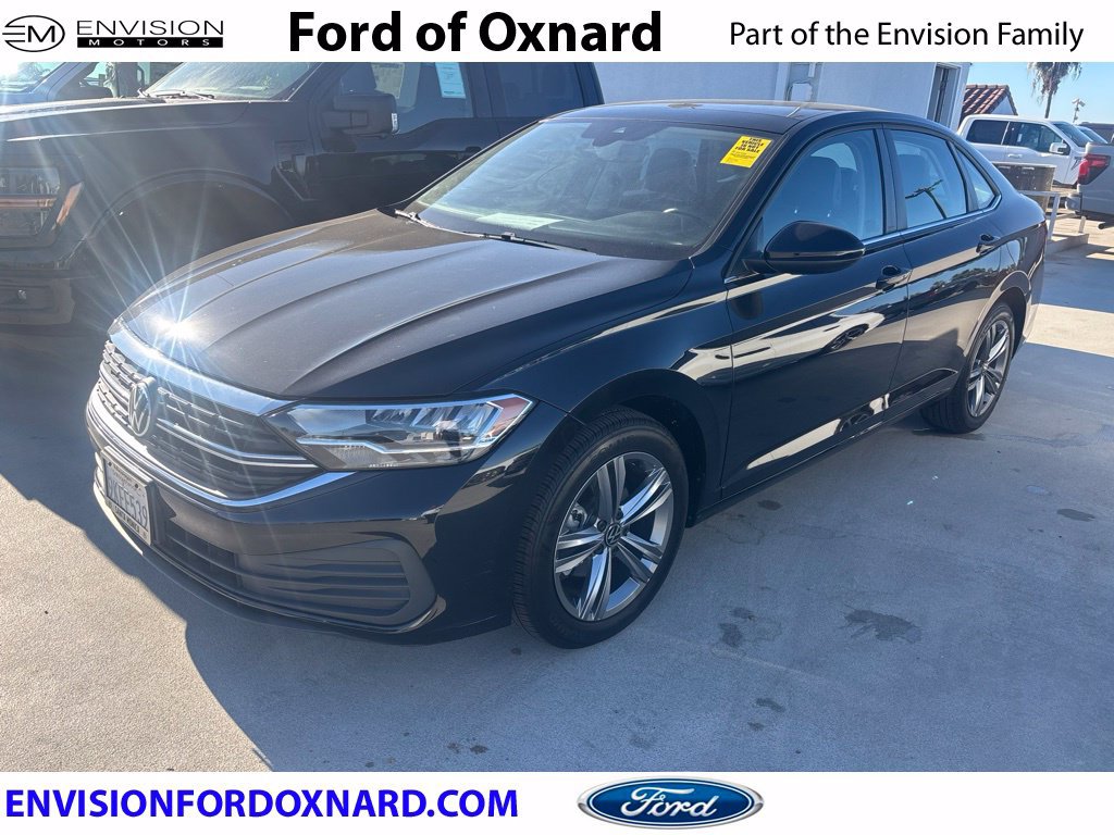 Used 2023 Volkswagen Jetta SE
