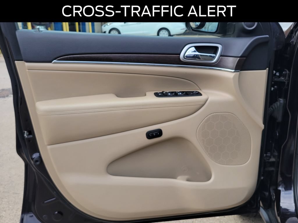 Used 2018 Jeep Grand Cherokee Limited AWD/4WD image 21
