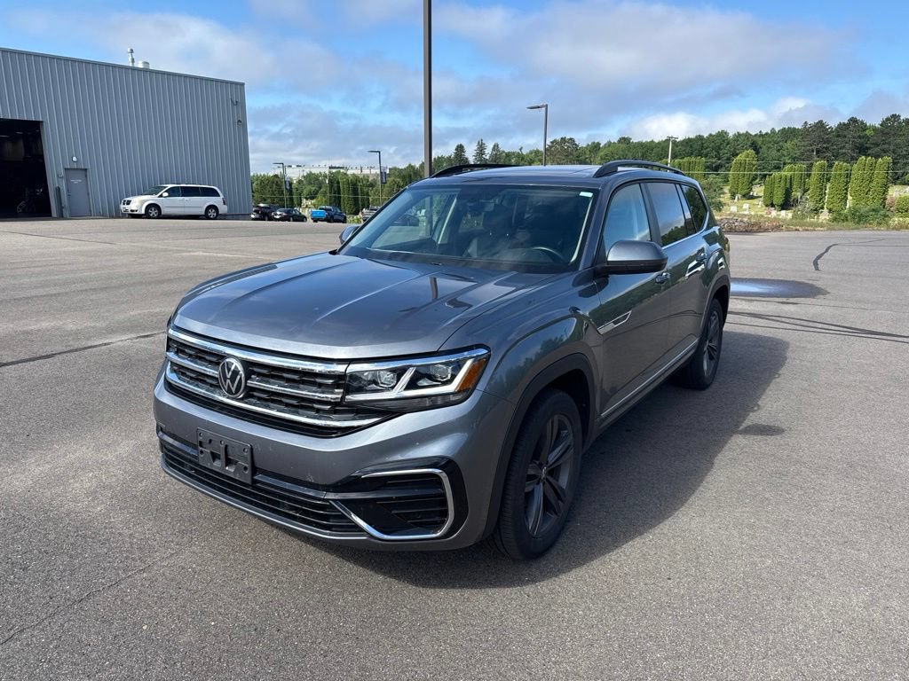 Used 2021 Volkswagen Atlas SE w/ Panoramic Sunroof Package
