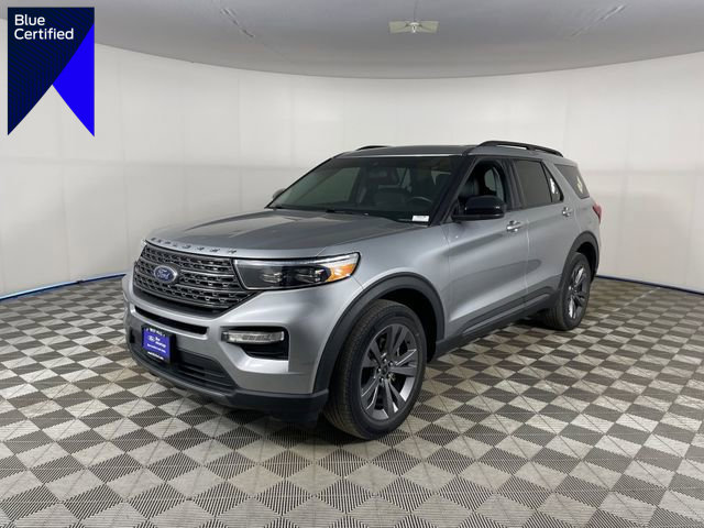 Certified 2022 Ford Explorer XLT w/ Equipment Group 202A