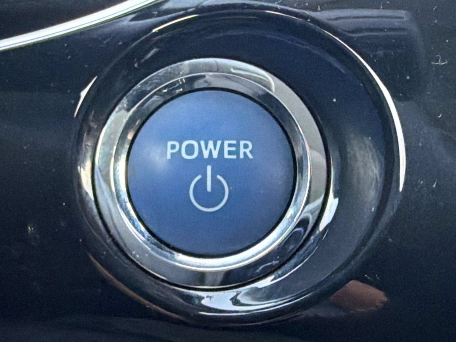 Used 2017 Toyota Prius Four w/ Advanced Technology Package FWD image 16