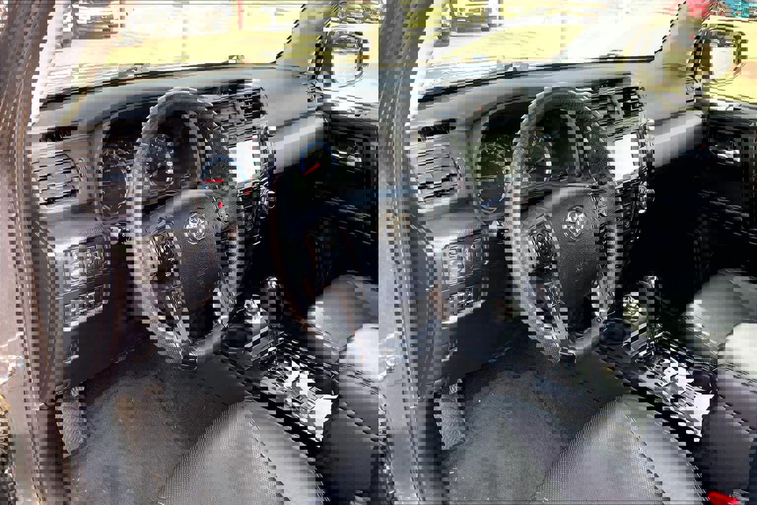 Used 2019 Toyota 4Runner Limited image 17