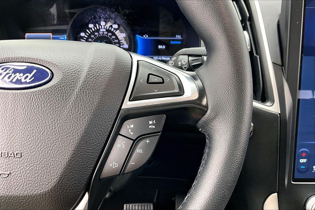 Certified 2024 Ford Edge SEL w/ Convenience Package AWD/4WD image 19