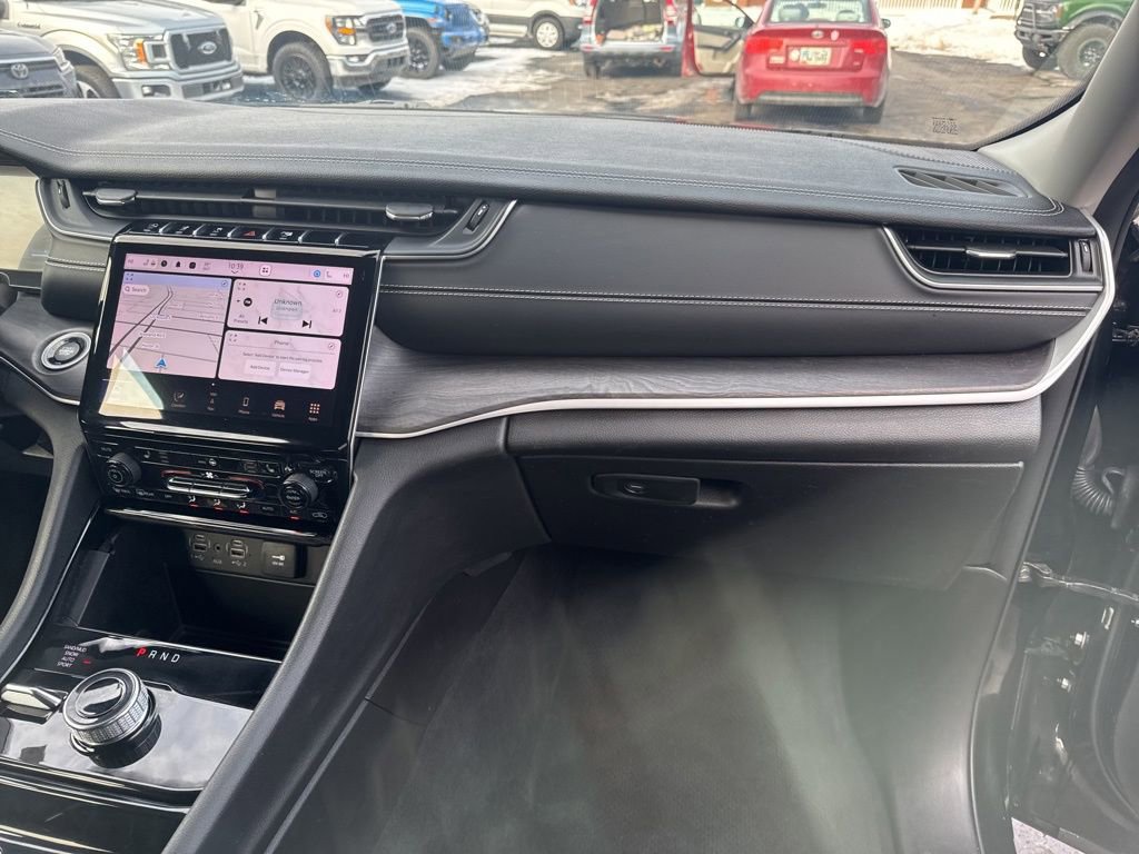 Used 2023 Jeep Grand Cherokee Limited image 50