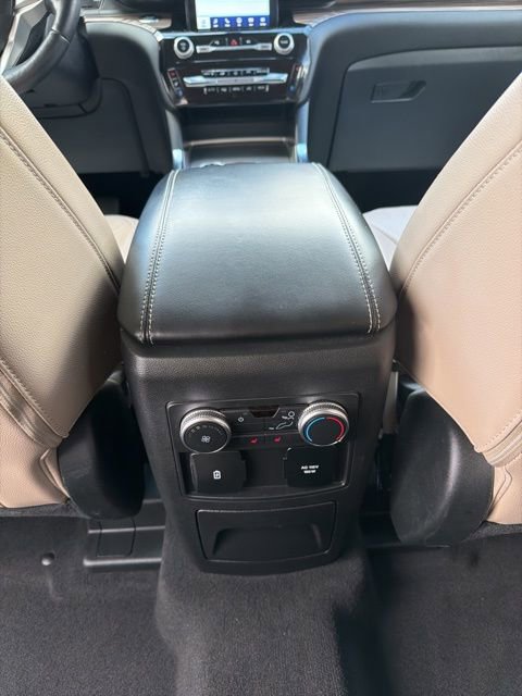 Certified 2022 Ford Explorer Limited w/ Limited Technology Package AWD/4WD image 31