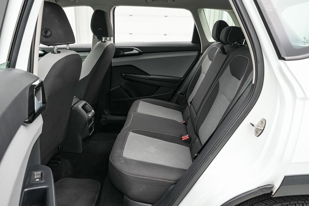 Used 2024 Volkswagen Taos S image 18