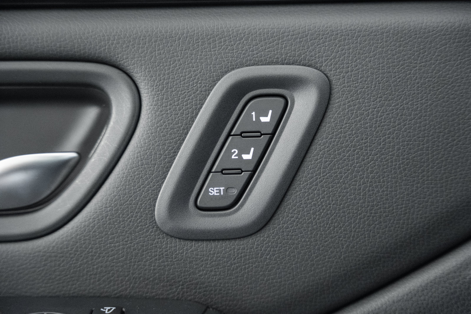 Used 2025 Honda Pilot TrailSport image 50