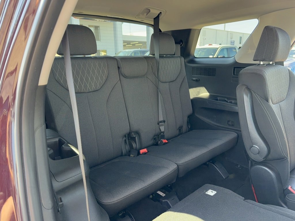 Used 2022 Hyundai Palisade SEL image 14