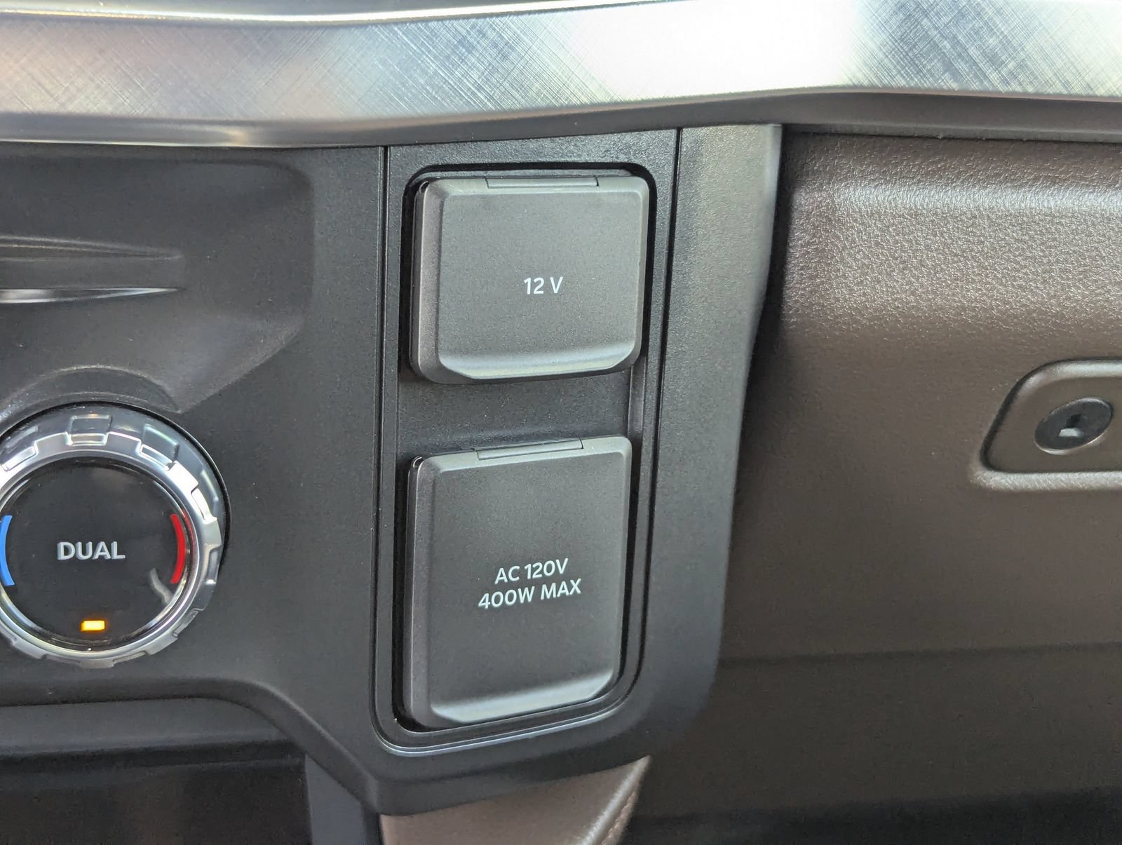 Certified 2025 Ford F250 King Ranch AWD/4WD image 32