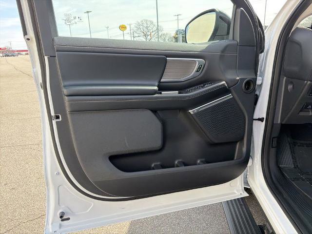 Certified 2025 Ford Expedition Max Platinum image 11