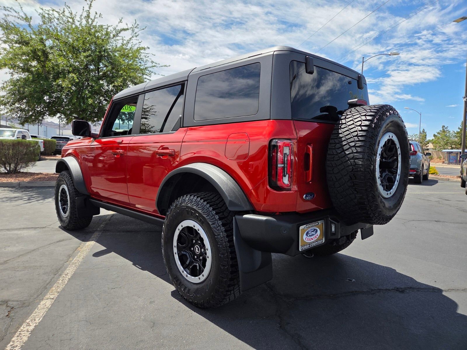 Certified 2023 Ford Bronco Outer Banks w/ Sasquatch Package AWD/4WD image 4