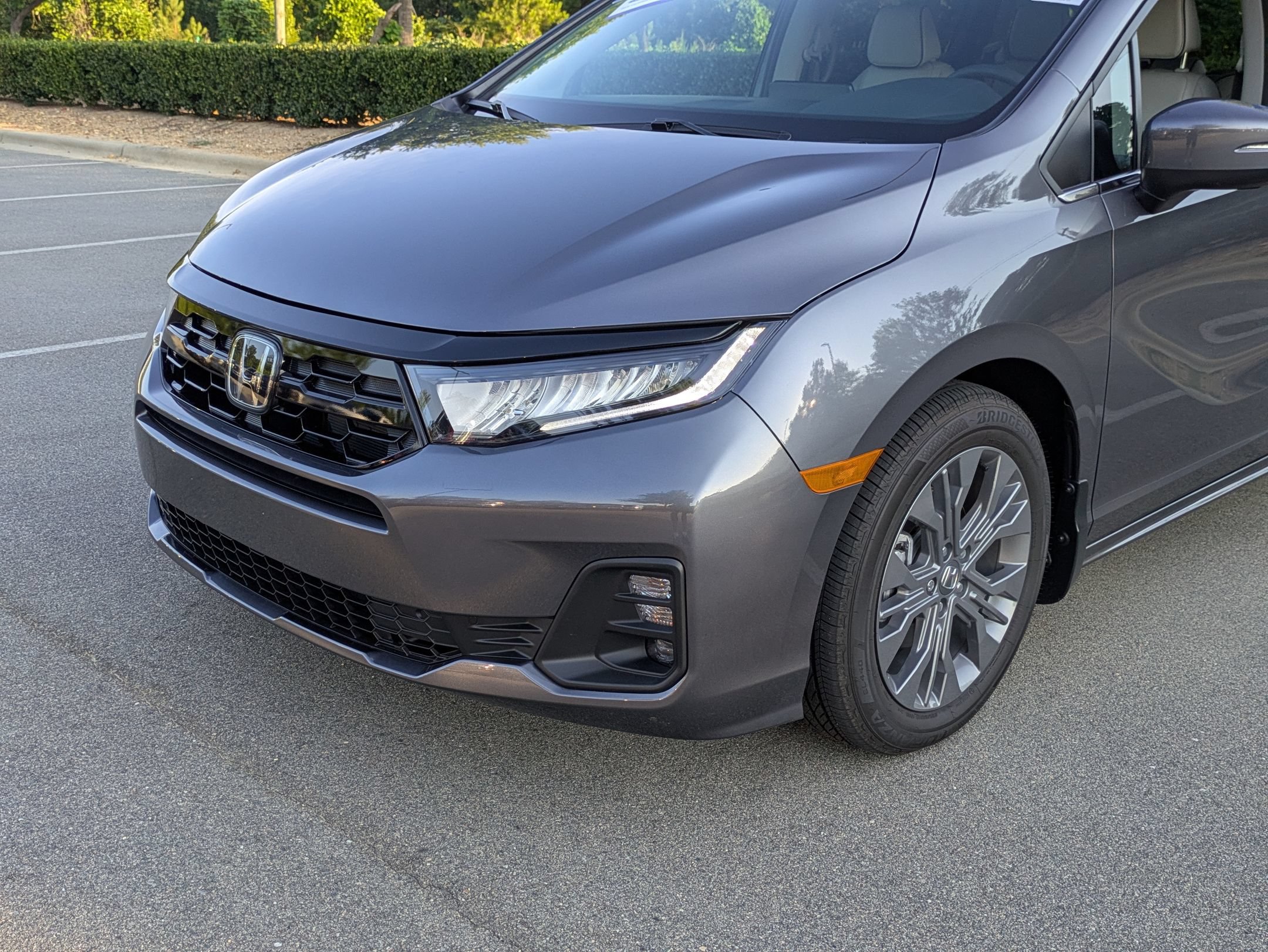 Used 2025 Honda Odyssey Touring image 9