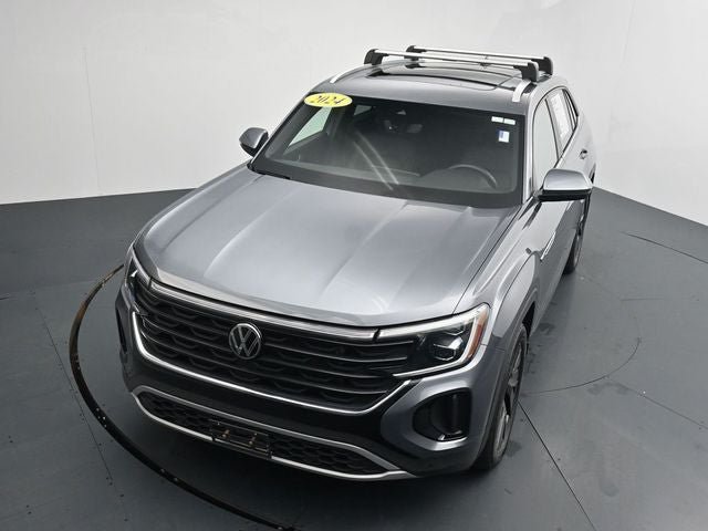 Used 2024 Volkswagen Atlas Cross Sport SE AWD/4WD image 29