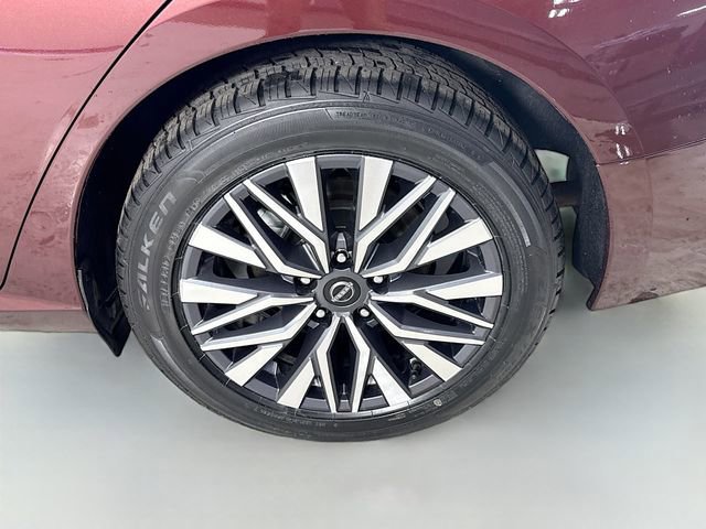 Used 2023 Nissan Altima 2.5 SV image 28