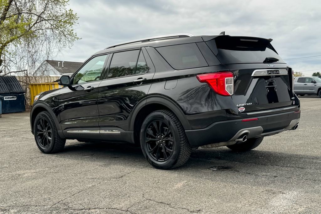 Certified 2023 Ford Explorer Limited w/ Equipment Group 301A AWD/4WD image 5