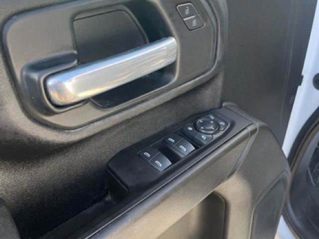 Used 2021 Chevrolet Silverado 2500 Custom w/ Custom Value Package image 10