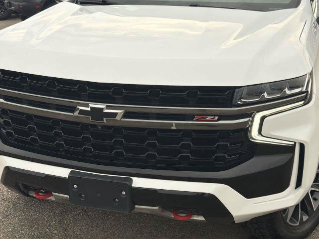 Used 2022 Chevrolet Suburban Z71 w/ Luxury Package AWD/4WD image 11