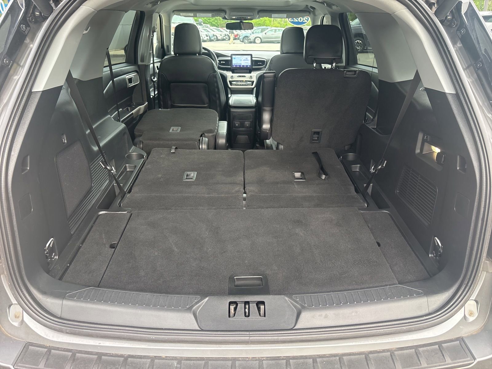 Certified 2023 Ford Explorer XLT w/ Equipment Group 202A AWD/4WD image 47