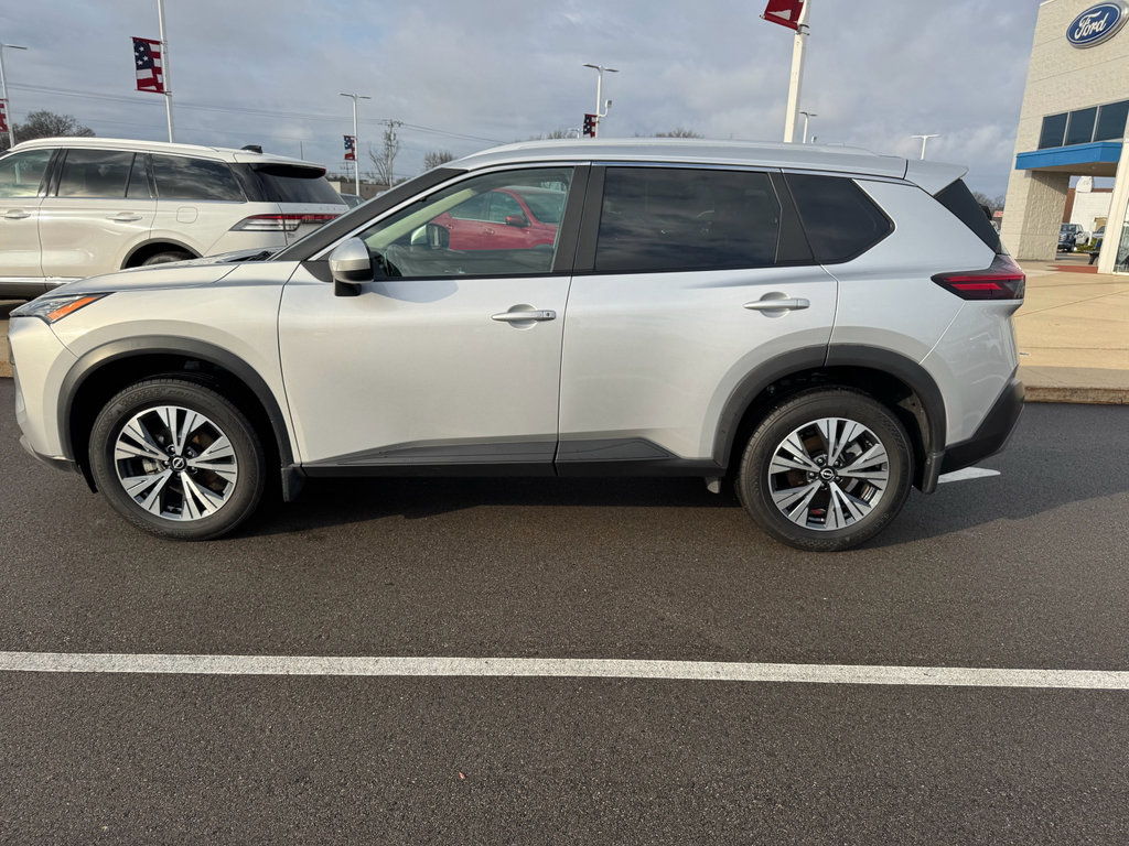 Used 2023 Nissan Rogue SV w/ SV Premium B Package AWD/4WD image 5