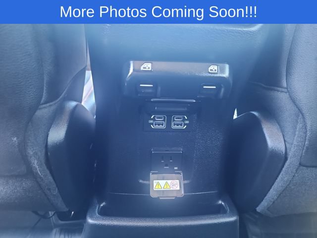 Used 2021 Jeep Wrangler Unlimited Rubicon w/ Dual Top Group AWD/4WD image 29