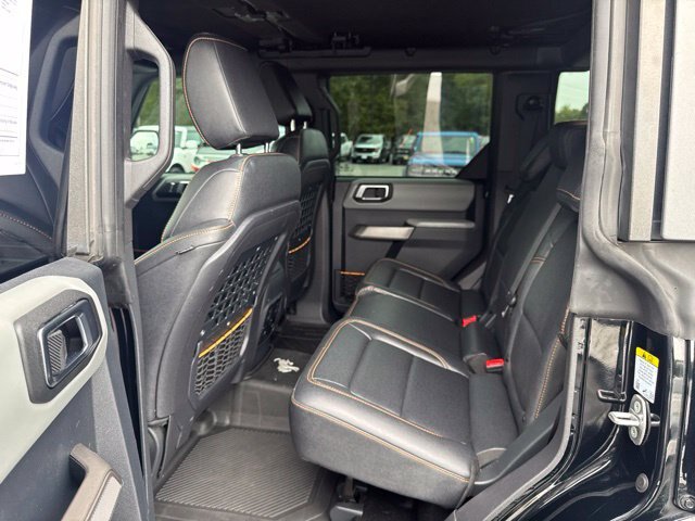Certified 2022 Ford Bronco Badlands w/ Sasquatch Package AWD/4WD image 13