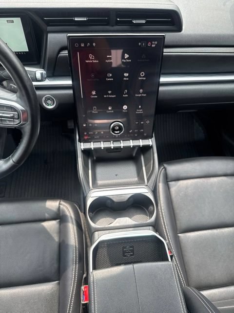 Used 2025 GMC Terrain Elevation w/ Elevation Premium Package AWD/4WD image 29