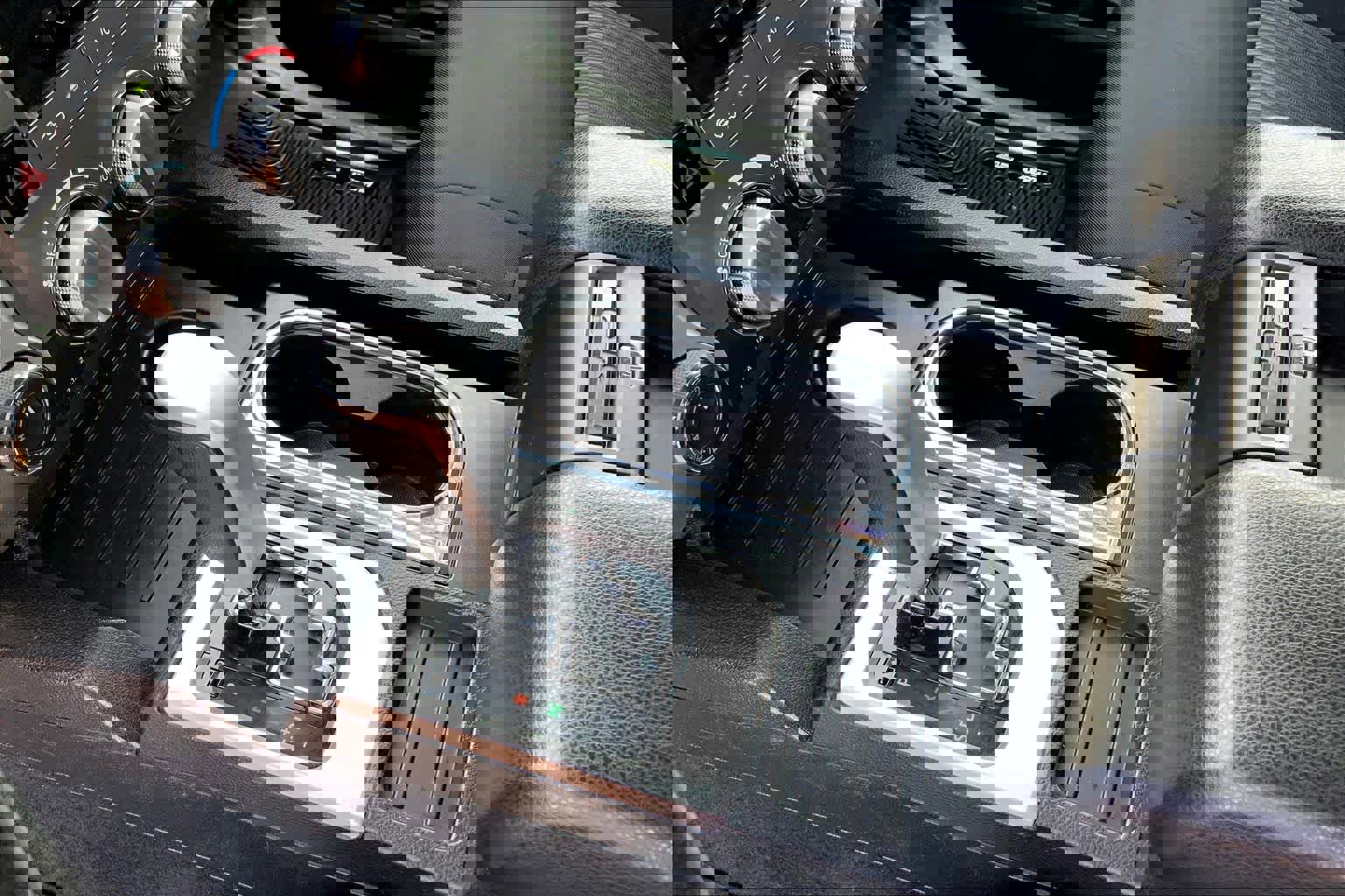 Used 2021 Toyota Tundra SR5 w/ Trail Edition image 17