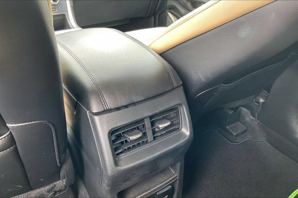 Certified 2024 Ford Edge SEL w/ Convenience Package AWD/4WD image 33
